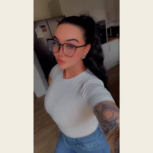 Busty-Ria-Raexxs XXX nøgenfoto 1