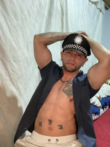 Sexmuscle17 Public Pic 7