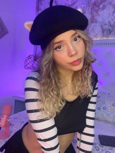 sienna_bloo SELFIES✨ Pic