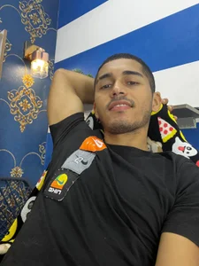 Derek_Storm_ Hi  2টি ছবি