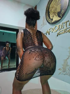 MonicaSchwartz ♥ Hình 6