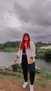 Scarlett_grey1 Get to know Scarlett a little more in her daily life 😊 Pic 7