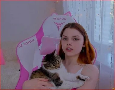 Katy__Ethereal moments from streams Foto