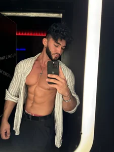 MerlinMusculars XXX nøgenfoto 4