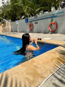 PamelaFtMia PISCINA Immagine  7