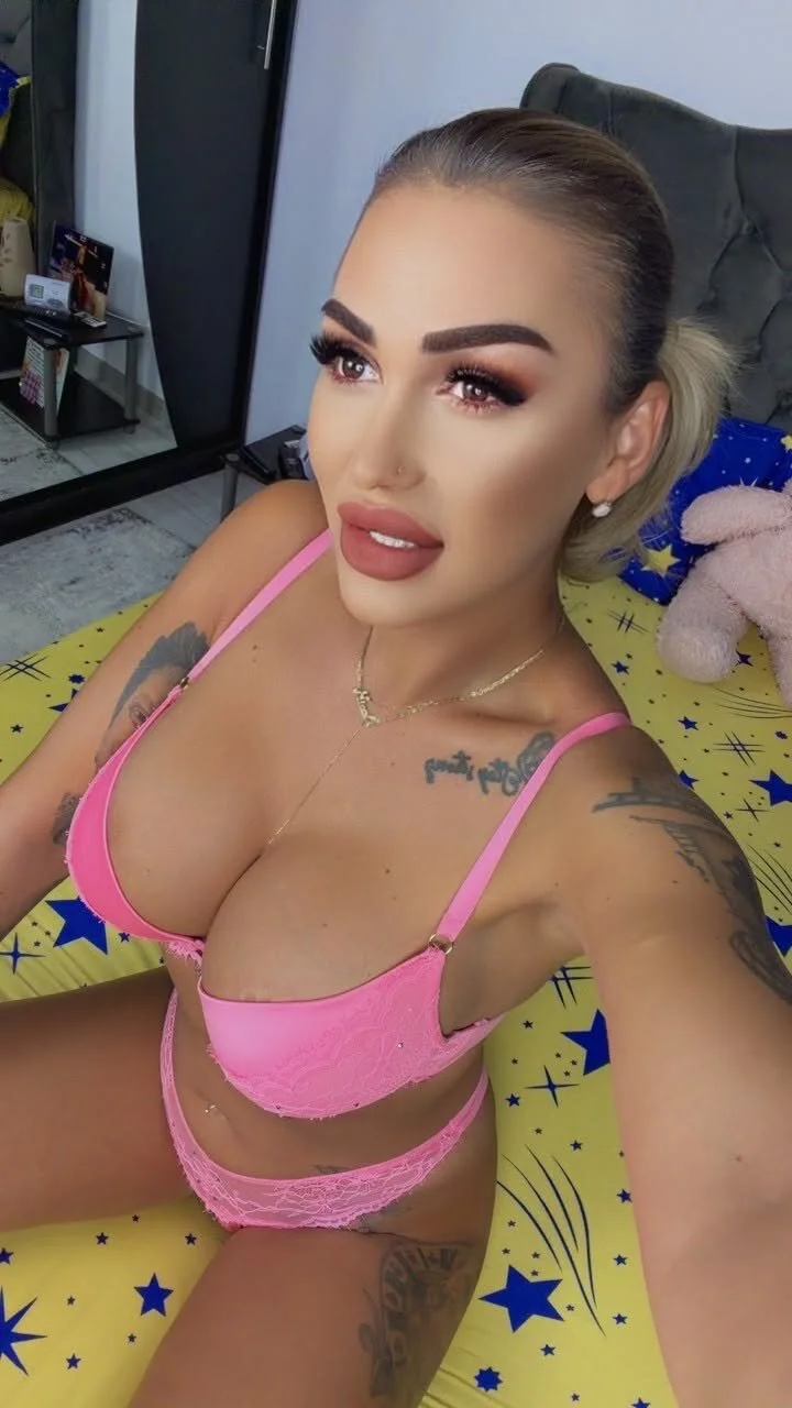 Nicol2Naya adlı kullanıcının viral fotoğrafları:  8016