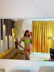 Aisha_black_ ❤🧡💛💚 Bilde 2