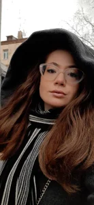 Alicia_redfollow Public Pic