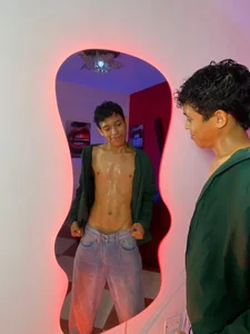 SKINNY_BOYXXX Public Pic