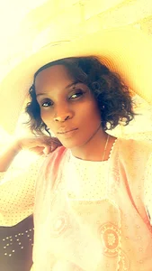 FantasyGirlXXX7 Public Foto 5