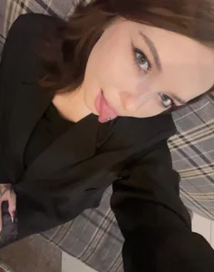 ThuBoppre Black style Pic