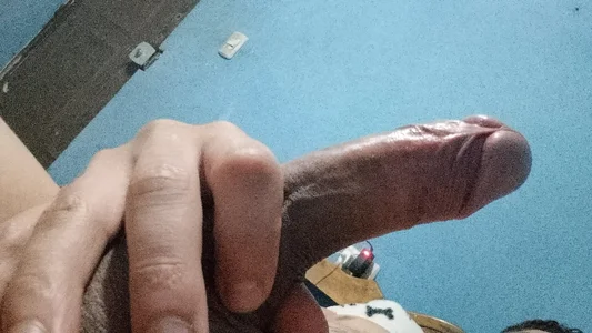 Empezando en stripchat de El_Roberto07  5 Imagens