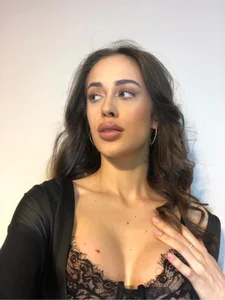 Lexi_Reed Lexi dressed in white Immagine  2