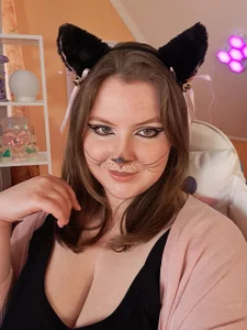 MelodyMoores meaw meaw Foto 2
