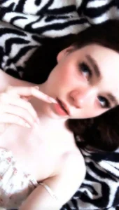 Gladys_Magdalene Public Bilde