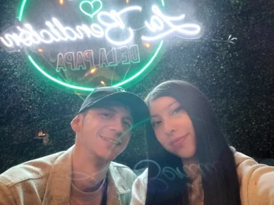 Carol_and_axel Public รูป  4