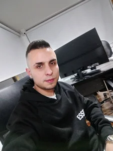 Axel_GrossのPublicの 3枚の写真