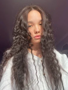 Milly_Lane Natural beauty, without any makeup on! Pic 8