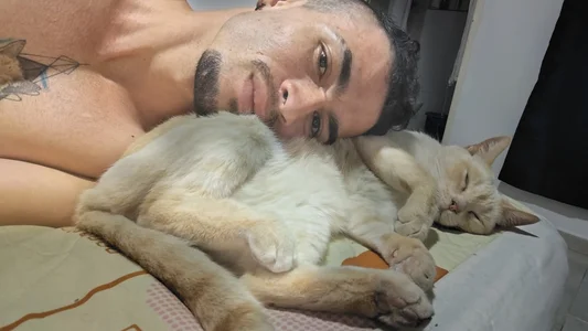 whitebull97 Public Immagine  3