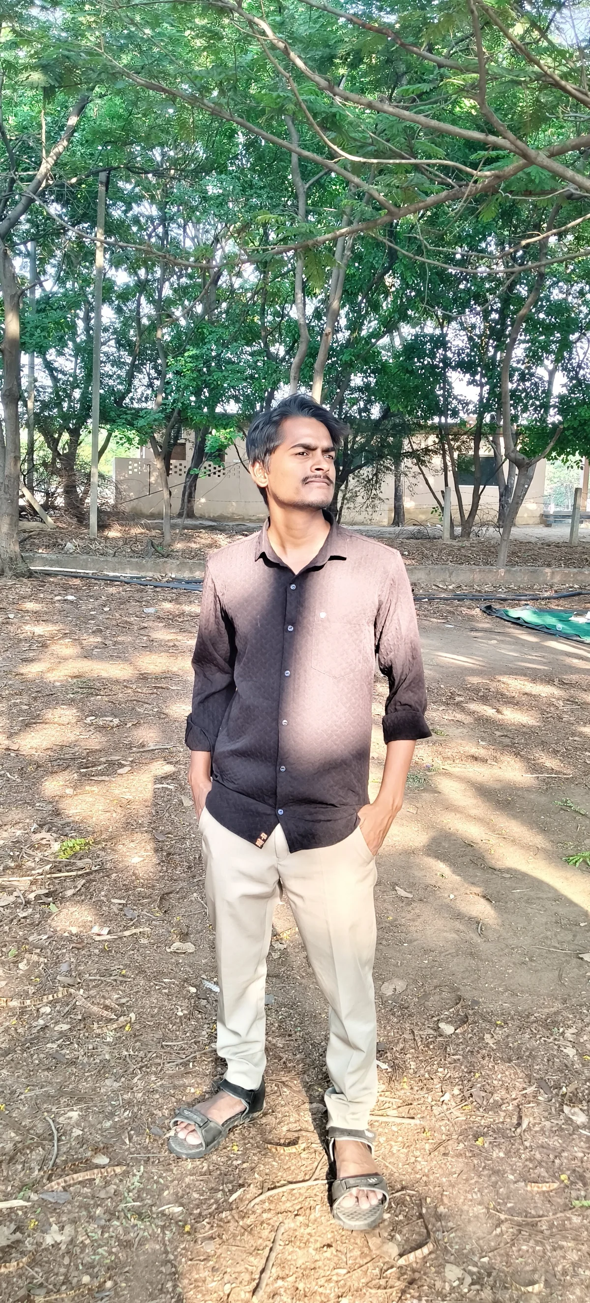 Vamshihyd Trending Plaatje 2861