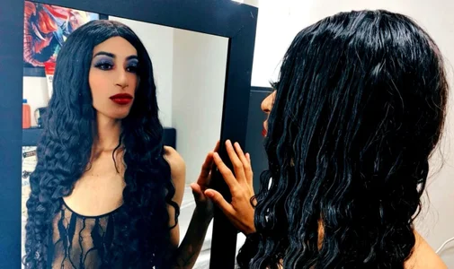 Adella_Pineda Public  6. fénykép