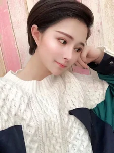 cherry-fa 侧脸 Poză