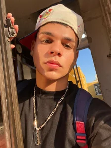 eithan_jonnes Public Pic 3