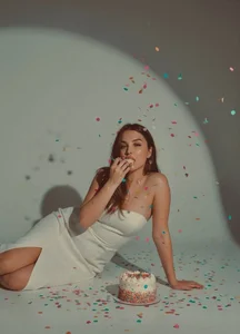 LunaVixem Public Kuva