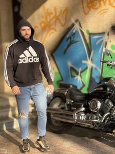 AdamJamesonnPublic图片 7