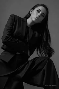 SarahLynz Velvet Metamorphosis Pic 9