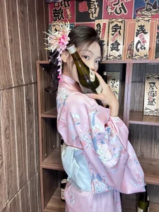 yao-yao_ Public Pic 2