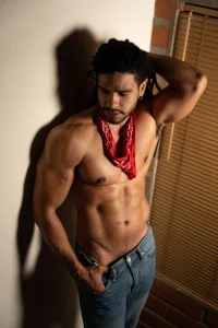 Jace_Watson BOW DOWN ME Gambar 2