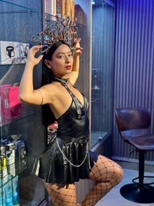 MeganCruzGB: A sexy jellyfish 😈 ( 5 фото)