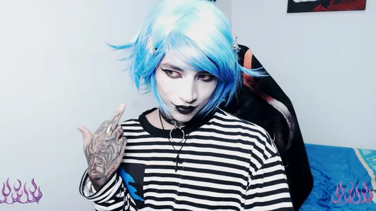 gabriel__manson How do I look with a blue wig? зображення 3