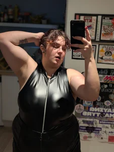 LadyRochester LEATHER BUTCH 사진