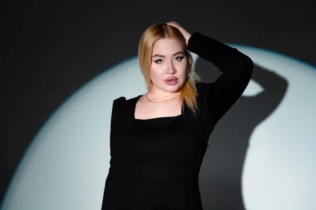 LunaHouston Still in Black Pic