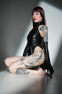 HolyMariexxx Royal Legs and feet Foto 7