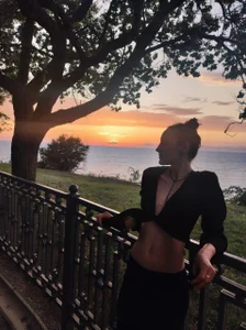 laracroftmansion Waiting for a warm summer🌞 圖片 3