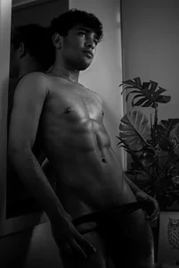 LucasCarterr_ Photos that will let you see the window of my soul💝💝🫣👁️👁️ Pic 2