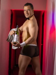 juanses_n_toro I want you to accompany me to a dinner too hot Hình 2