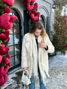 Zdjęcia LaveraMeling colorfulness:  5