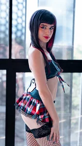 melany_blair 🐇 Innocent look… secret intentions. Pic 4