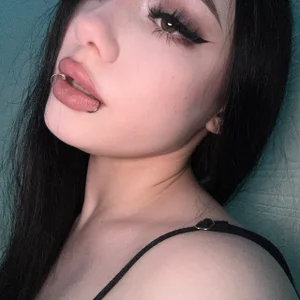 MikasaCute Public Billede