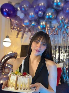 ariana_michel_のAriana 26th Birthday 1septemberの枚の写真