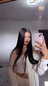 KenzieLou sociall Poză 3
