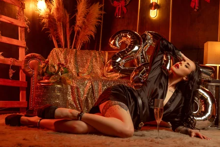 Happy New Year ✨🍷 de AndreaValencia  2 Imagens