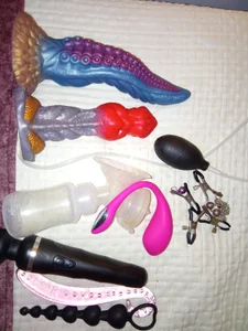 alice__tylor I PRESENT TO YOU MY TOYS 😏🙀 圖片 2