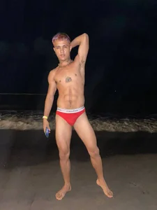 HannibalLesterのPublicの 3枚の写真