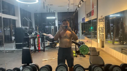 guozuo: 加油 ( 4 фото)