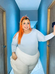 aandreaperez: So sexy Andrea 😏 ( 3 фото)